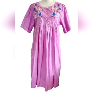 Vtg House Dress Granada Floral Embroidered Pockets Pleated Button Top